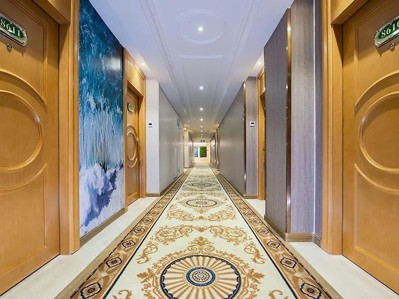 Vienna International Hotel Zhuhai Golden Phoenix